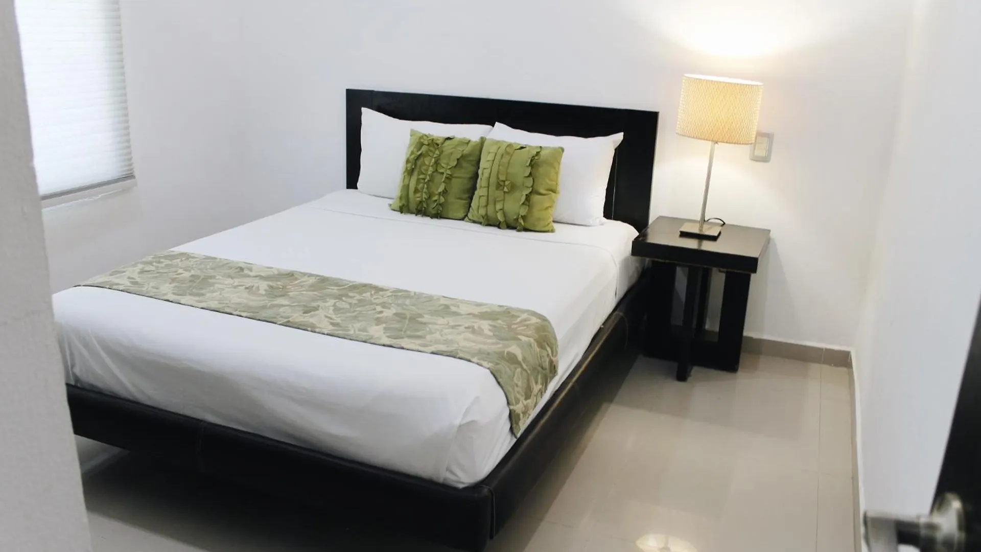 Encanto Riviera Condo Hotel Playa del Carmen México