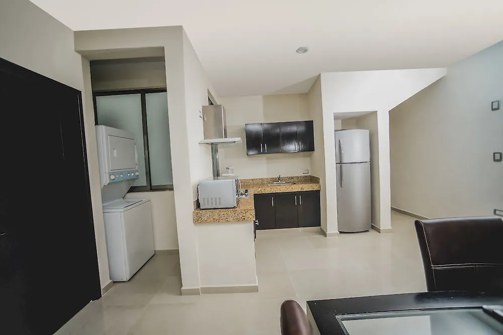 Encanto Riviera Condo Hotel Playa del Carmen