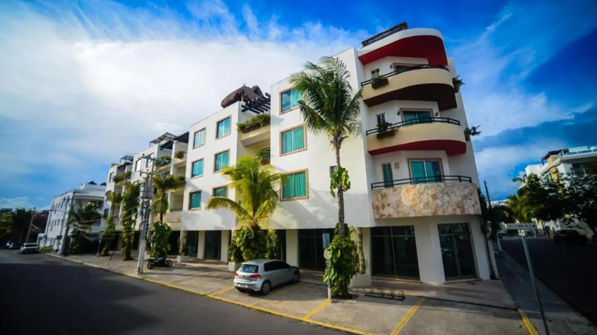 Encanto Riviera Playa del Carmen Aparthotel