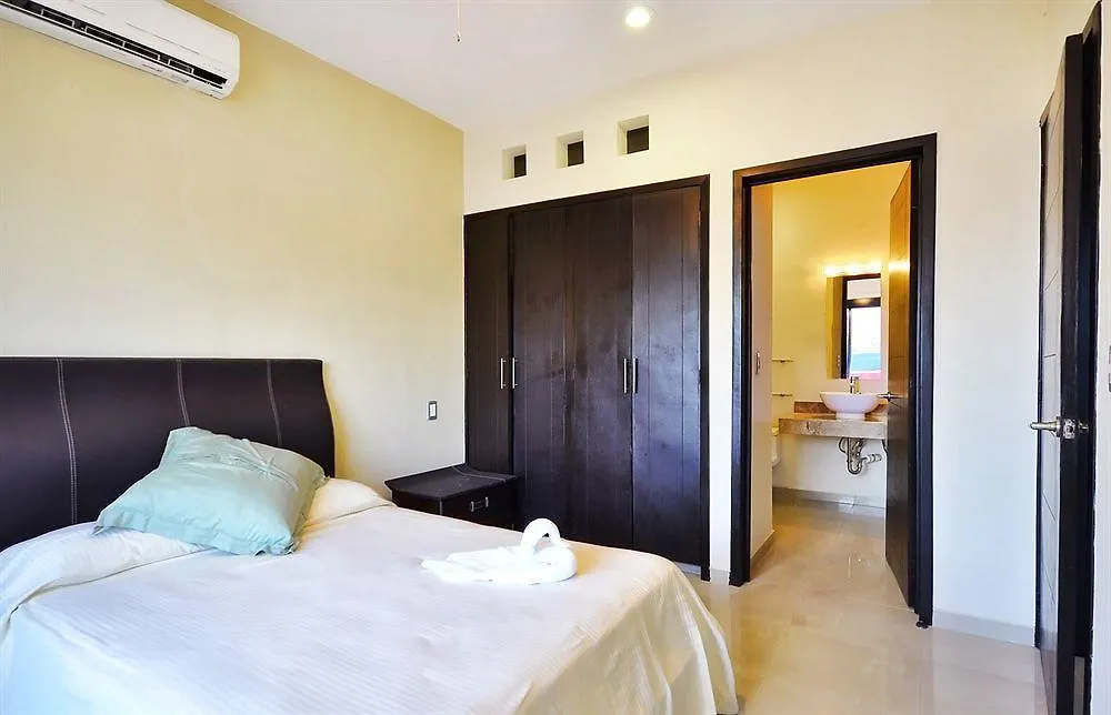 Encanto Riviera Playa del Carmen Aparthotel