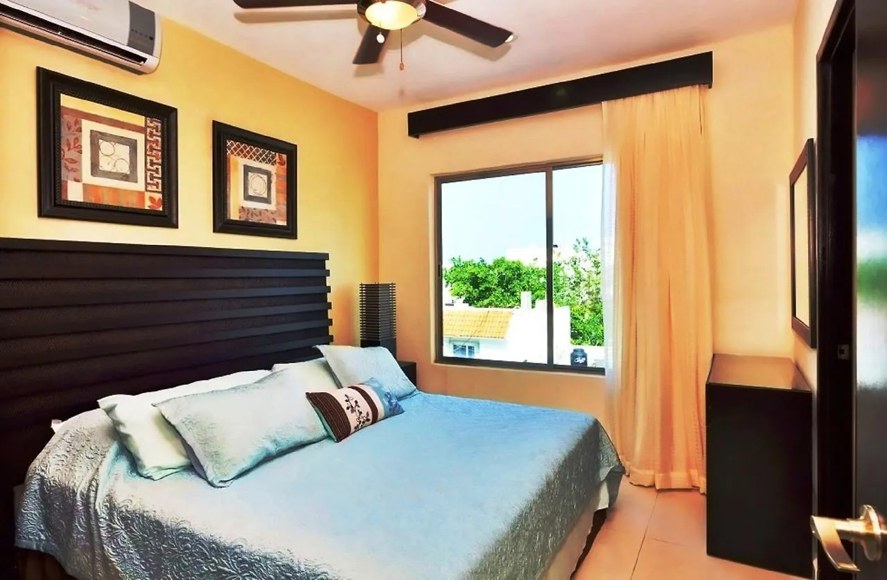 Encanto Riviera Playa del Carmen 3*,